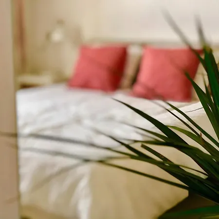 Apartman Cuarto Botanico - Shared Pool - Island Location - 10 Mins Drive To Famara And La Santa