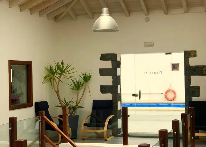 Cuarto Botanico - Shared Pool - Island Location - 10 Mins Drive To Famara And La Santa Lägenhet